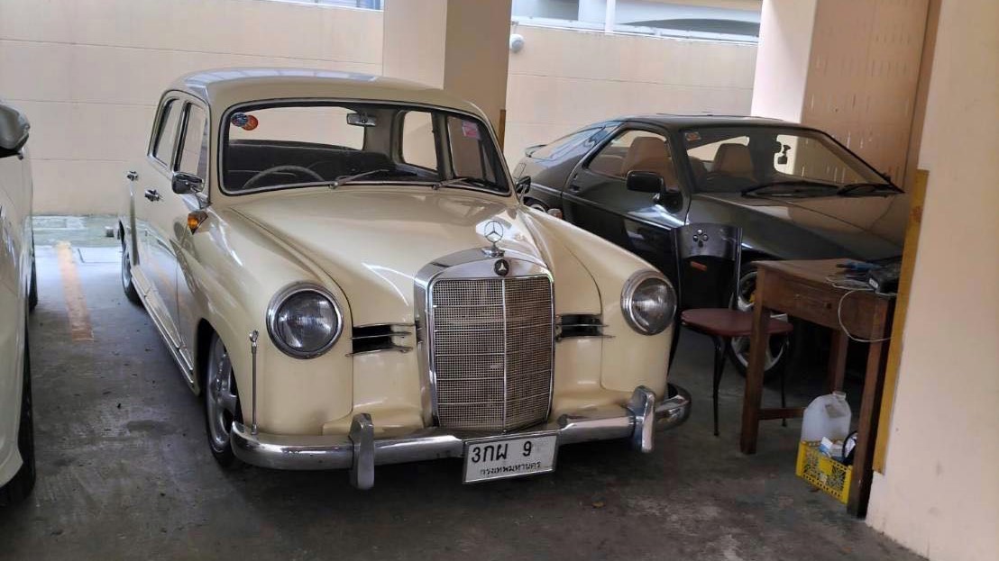 Finding the source of squeaking or squealing sound in your car