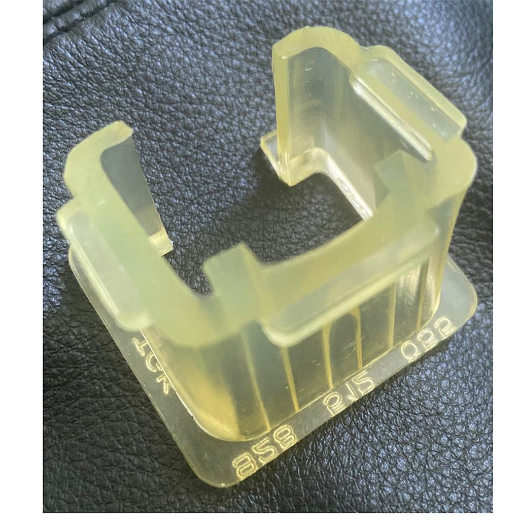 Porsche 928 rear hatch receiver cushion 1978-1992 - Image 4