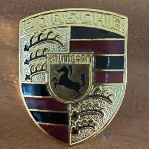 Porsche crest